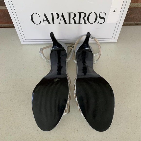Caparros Quayliah Silver Flame Ankle Strap Heeled Sandals Women's US size 10M - Picture 5 of 8